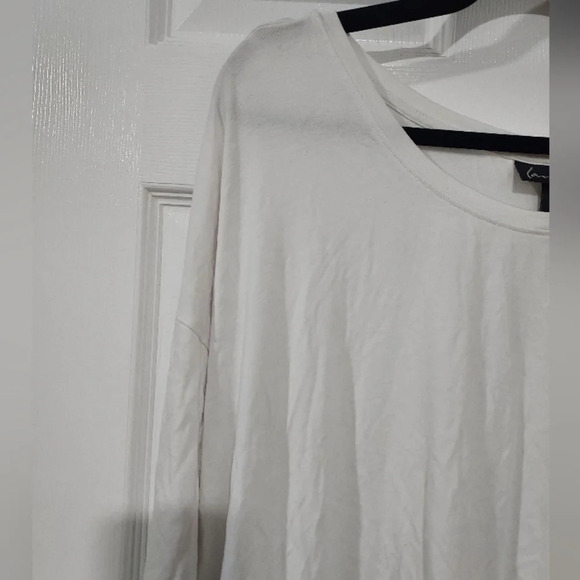 Lane Bryant White and Black Color Block Scoop Neck 3/4 Sleeve Top in Size 22/24 - Picture 3 of 12